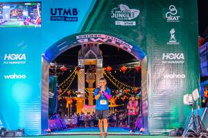 BIB: 3100
                            <button type="button" onclick="openModal(21813438)" class="btn btn-primary btn-sm float-right btn-popup" data-toggle="modal" data-target=".modal-high-quality">
                        <i class="fas fa-shopping-cart"></i> Add to Cart
                    </button>
                                            <button type="button" onclick="isThisMe(21813438, true)" class="btn btn-success btn-sm float-right btn-popup btn-isme hidden" data-toggle="tooltip" data-placement="bottom" title="นี่คือรูปของคุณใช่ไหม คลิกที่นี่เพื่อเอาเข้าอัลบั้ม">
                        <i class="fas fa-plus"></i> Add to album
                    </button>
                    <button type="button" onclick="isThisMe(21813438, false)" class="btn btn-warning btn-sm float-right btn-popup btn-isnotme hidden">
                        <i class="fas fa-ban"></i> Remove from album
                    </button>